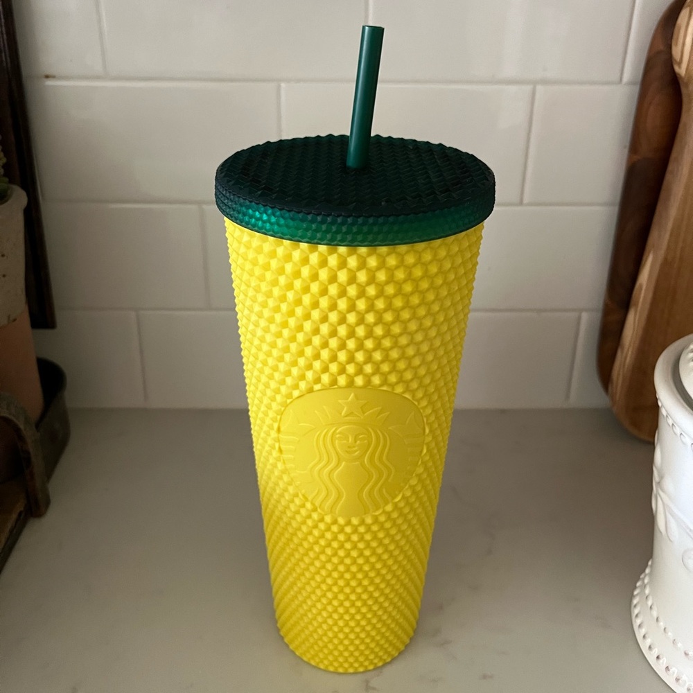 Starbucks Hawaiian Exclusive Collection Yellow 24-Oz Tumbler wLid&Straw